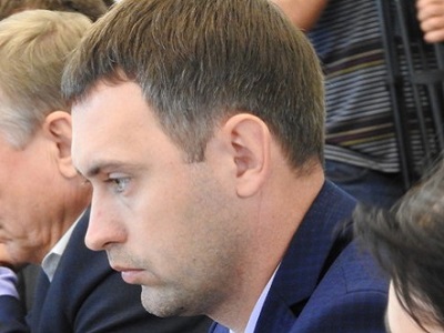 «Есть дымовая завеса»: глава Энгельсского района рассказал, как продвигаются работы по тушению масштабного пожара на мусорном полигоне