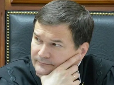 Сбил насмерть и сбежал. Прокуроры и полиция встали на сторону бизнесмена-водителя