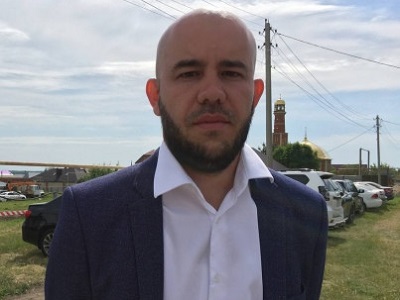 Юбилейный Сабантуй: детей угощали бесплатным мороженым, врио губернатора — чак-чаком