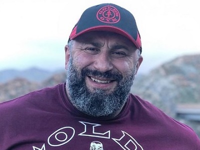 Общественник Максюта рассказал о хамстве саратовцев при передаче посылок на фронт