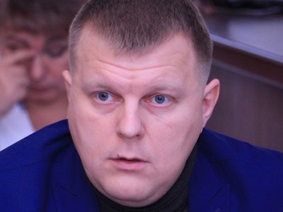 Жители Томской опасаются низко висящих проводов у дома, где недавно погиб молодой человек