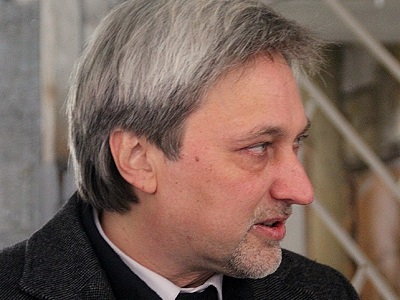 Избил руками и ногами и задушил: бывшего саратовского чиновника, обвиняемого в убийстве жены, ожидает суд