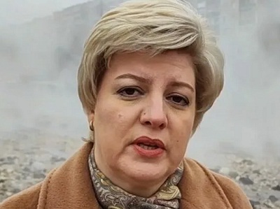 Власти на 3 недели запретят остановку машин у школы