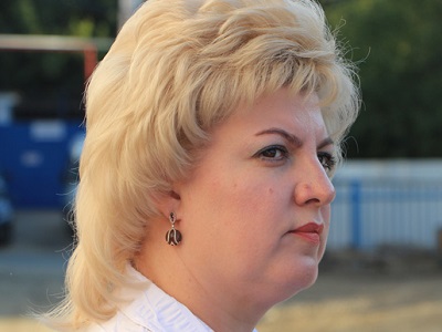 Мокроусова: Жители Ленинского вынуждены бросать мусор у переполненных баков