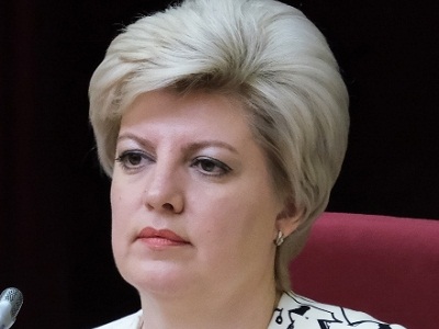 Городские власти, судя по всему, наконец, изъяли у зятя бывшего мэра Саратова ларьки напротив цирка