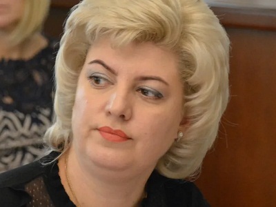 Снегопад. Саратовцы едут домой через многокилометровые пробки