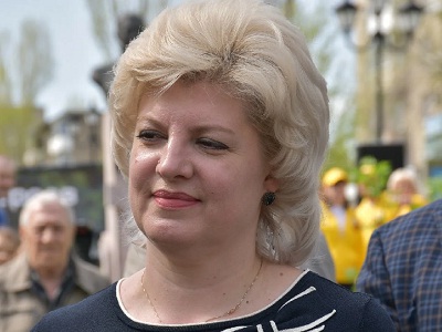 Мэрия изъяла в муниципальную собственность дом напротив школы в Октябрьском ущелье