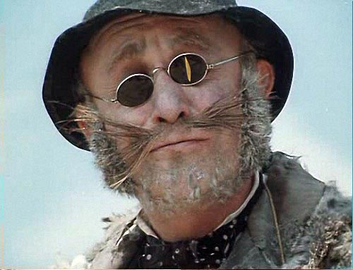 Дорога к пляжу: саратовский комбикормовый завод не успевает отбиваться от желающих его обанкротить