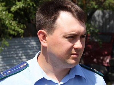 В Саратове ребенок упал с козырька подъезда