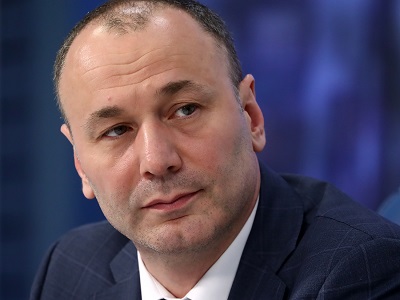 Поступление в колледжи и 10-е классы изменят из-за «приукрашивания» аттестатов