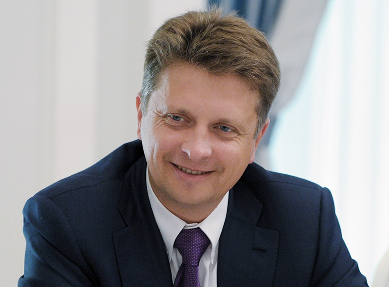 Будущих водителей заставят изучить устройство электромобилей