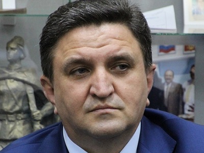 На фоне передела рынка и кадровой чехарды 