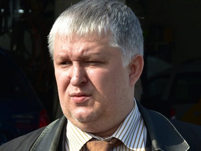 «Иногда начинает дуть в шею. Смотрю — люк открыли»: чиновники проверили, насколько тепло в саратовских трамваях и маршрутках