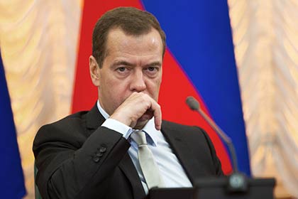 Дмитрий Медведев пообещал усилить государственную поддержку регионам-должникам