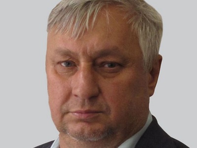 Чиновники уже четвертый год не могут продать заброшенный разваливающийся памятник в центре Энгельса