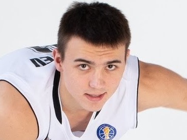 Саратовские баскетболисты и волейболистки вошли в число лучших игроков