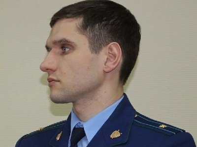 Ссора знакомых закончилась избиением металлическим чайником