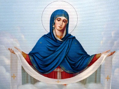 Православные христиане отмечают праздник Покрова Пресвятой Богородицы