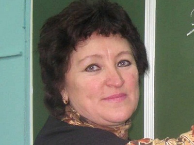 В школе Маркса 10-летняя девочка распорола руку дверной ручкой