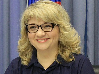 В Саратовской области сыграли свадьбу 24 малолетние девушки и один юноша