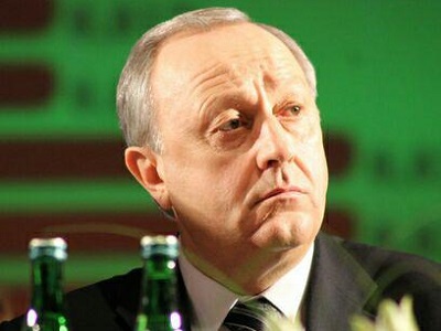 Саратовцы предложили потратить сэкономленные на воспитании патриотизма деньги на уборку мусора