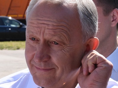 Радаев пообещал коммунистам вернуть прежние цены на сахар и овощи и вернулся в топ-20 губернаторского рейтинга