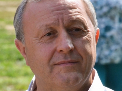 Валерию Радаеву рассказали об архитектурной достопримечательности в которой разводят костры