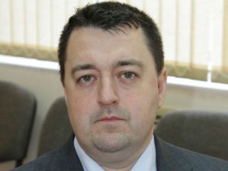 Директор лицея с учениками станцевал в шоу Андрея Малахова