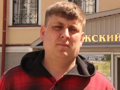 Депутата Романова и его подельников отправили в колонию за бутлегерство в Саратове 