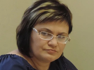 Светлана без света: саратовчанка рассказала о тщетной борьбе за подключение электричества на своём участке