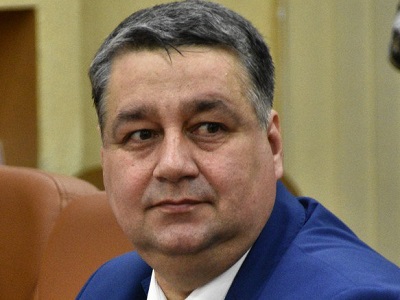 В Хвалынске канализационные стоки заливают улицы. Чиновники сулят сделать ремонт