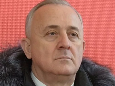 «Заказ надо выполнять. Я всё понимаю»: депутат-застройщик заявил об увольнении рабочих из-за замороженных властями объектов