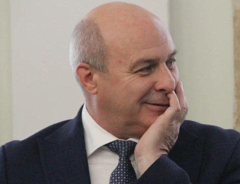 В нескольких районах Саратовской области отменили уроки из-за мороза