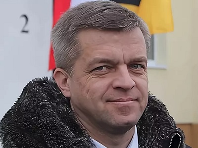 Экс-министр промышленности и энергетики Шихалов, обвиняемый в превышении полномочий, вновь попытался обжаловать меру пресечения