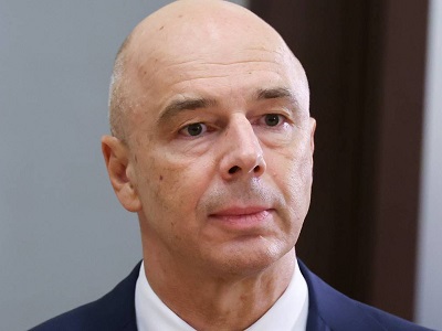 В России минимальную цену на бутылку водки хотят повысить до 349 рублей