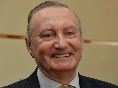 Времена. Показана первая в СССР телепередача, саратовский фехтовальщик стал чемпионом мира