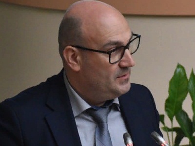 В Саратове 12 лет спустя после начала строительства был сдан поселок таунхаусов (но на этом проблемы жителей не кончились)