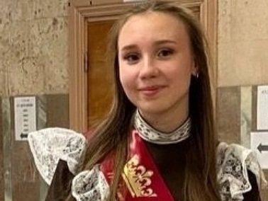 Выпускница из Энгельса получила высший бал по ЕГЭ по литературе