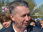 В раздевалке новой школы №4 поселка Приволжский обвалилась плитка