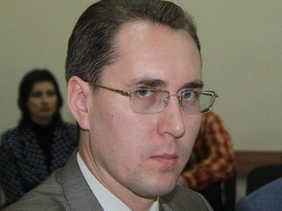 Из бюджета Саратова выделяют миллионы рублей на замену плитки на Волжской и ликвидацию провала на набережной