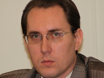 Расселение аварийного жилья, ремонт подземного перехода и зарплата школьных директоров: городские депутаты поняли, как потратить 3,8 миллиарда рублей 