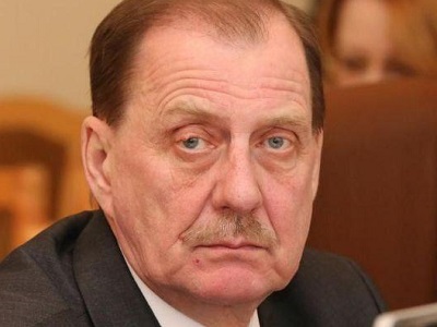 Депутатов возмутил «ужас» на трамвайных путях и уродливый ларек у цирка, который Сурков не может убрать полгода