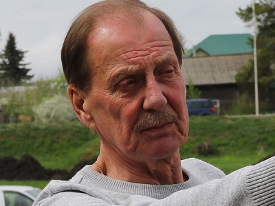 «Пишут, восстановили, но все стоит»: саратовцы не могут уехать из центра из-за обрыва проводов