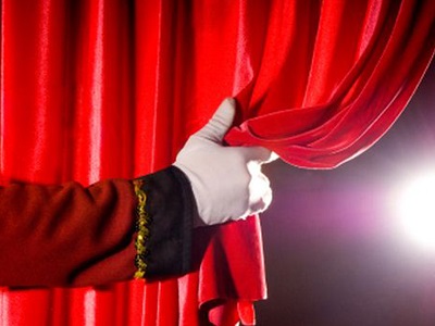 Переезд «Медеи» и романтичная премьера к 8 марта: ТЮЗ Киселева открывает продажи билетов на март 