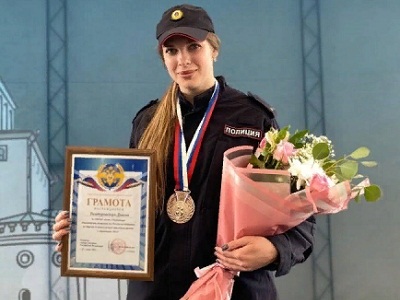 Сотрудница энгельсской полиции настреляла медаль чемпионата МВД России
