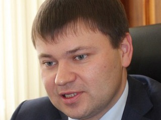 Сироте отказывают в получении положенной ей по закону жилплощади