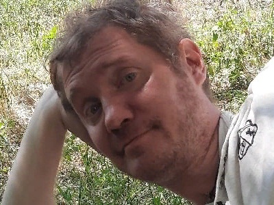 Саратовский поэт и музыкант ушел на кинофестиваль и пропал