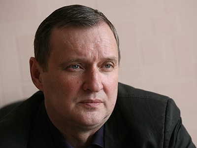 В Саратове мужчина выпал со второго этажа и получил смертельные травмы