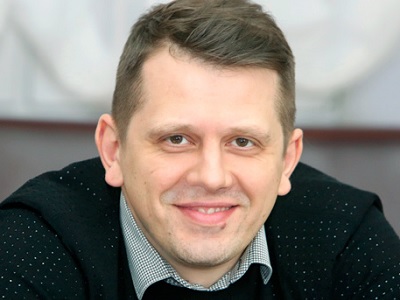 В Санкт-Петербурге 6 рабочих саратовского завода участвовали в съемках фильма