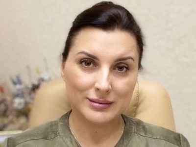 Вместо оскандалившегося депутата, исключенного из «Единой России», на выборы в Марксе пойдет заведующая детсада с подчиненной